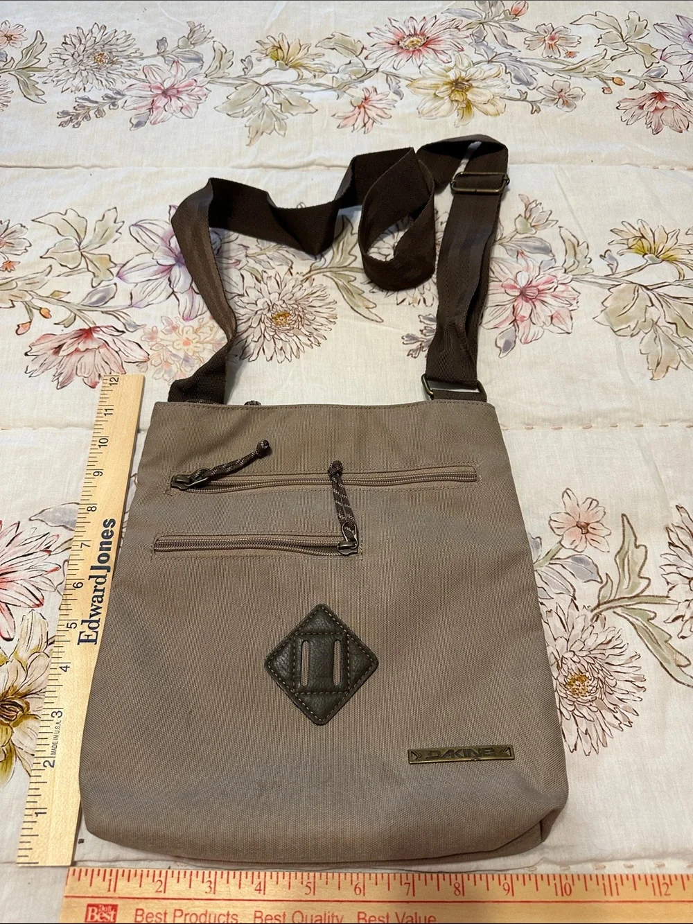 Dakine Taupe Brown Crossbody Messenger Bag with Dark Brown Strap